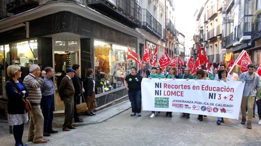 La manifestación, por las calles de Toledo