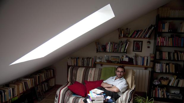 De la Huerga ve el Premio de la Crítica de Castilla y León un reconocimiento a «nuevas voces»