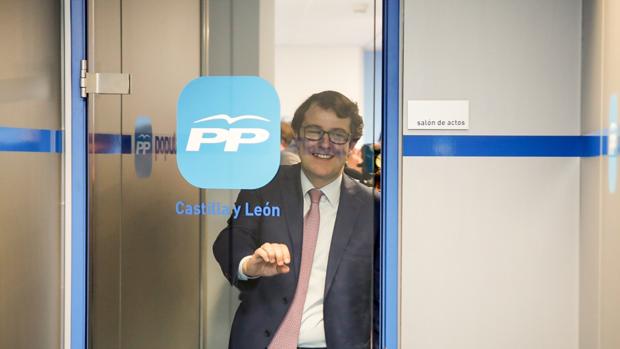 Mañueco, en la sede del PP de Castilla y León