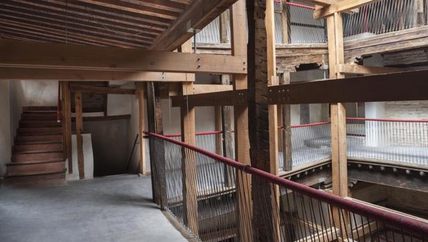 Esta vivienda del Callejón de Menores, que se muestra en las jornadas de patrimonio, ha sido premiada en Valladolidy en la Bienal de Venecia. Ha sido seleccionada para Europa Nostra