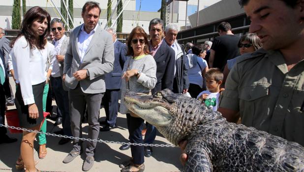 El alcalde de Valladolid y la concejala de Cultura, en la inauguración de la edición de la Feria de Muestras de 2015