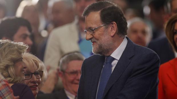 Mariano Rajoy, junto a Alfonso Alonso en el Congreso regional del PP vasco