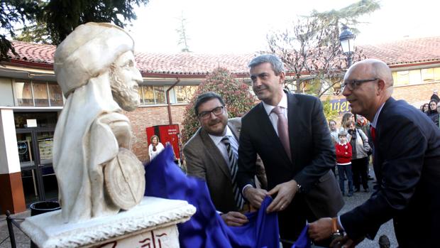 Homenaje a Azarquiel en su instituto de Toledo