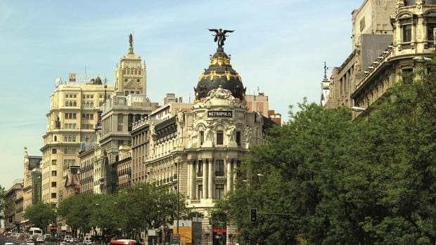 El número de turistas extranjeros en Madrid creció dos dígitos el año pasado