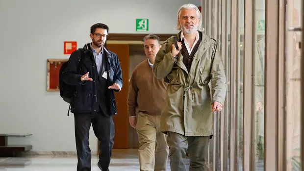 Marcos Benavent, a su llegada este lunes a las Cortes Valencianas