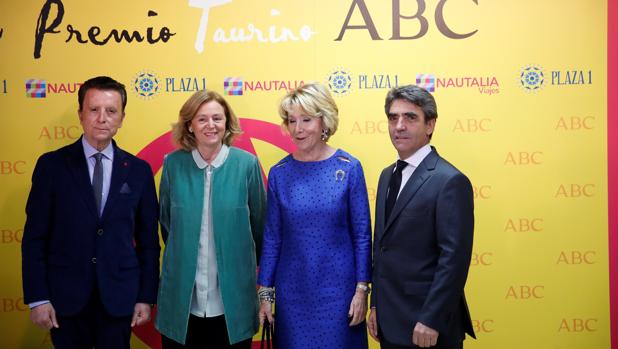 Catalina Luca de Tena: «Ser aficionado a los toros se ha convertido en una actividad de riesgo»