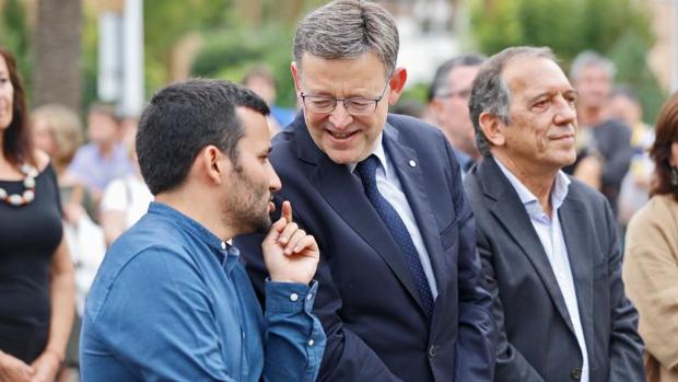 El conseller Vicent Marzà y el presidente del Consell, Ximo Puig, en un acto público en Valencia