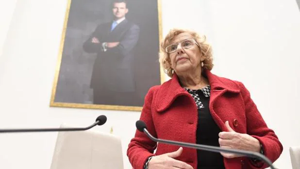 La alcaldesa de Madrid, Manuela Carmena, en el Pleno de esta semana