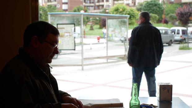 El Ministerio del Interior reduce de 885 en 2012 hasta 172 las personas con escolta