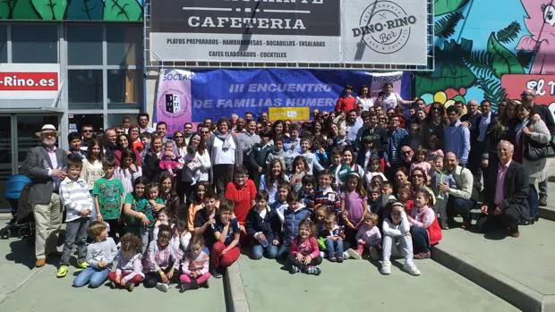 Las familias numerosas pasaron un día de fiesta en las instalaciones de Dino Rino de Puerta de Toledo