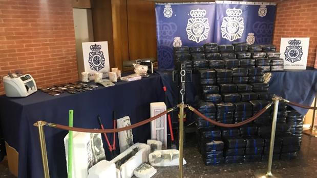 Imagen del alijode droga incautado por la Policía Nacional