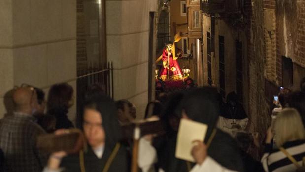 El Cristo Redentor, por las calles de Toledo