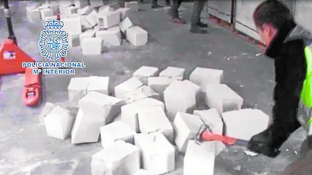 La Policía se incautó de 500 kilos de cocaína en el interior de unos ladrillos falsos