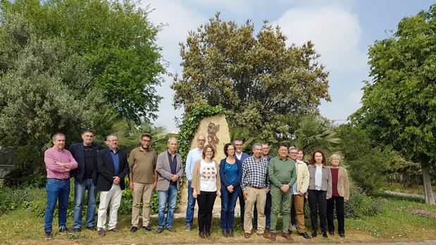 Imatge de Cebrián amb els directors-conservadors dels parcs naturals de la Comunitat Valenciana