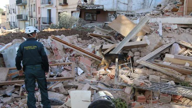 Varias edificaciones quedaron reducidas a escombros y otras más sufrieron graves daños estructurales
