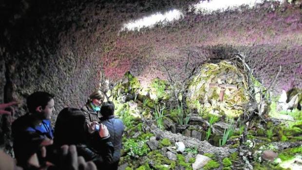 Algunas de las impresionantes cruces que se pueden visitar en la localidad ciudadrealeña de Piedrabuena