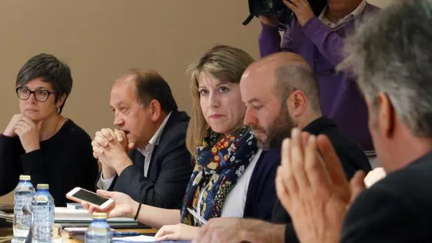 Vilán, Leiceaga, Santos, y Villares en la junta de portavoces del Parlamento