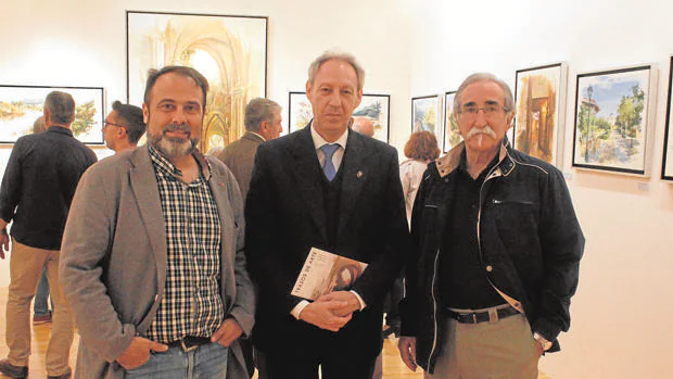 El vicealcalde, José María González Cabezas. con el concejal Javier Mateo y el artista toledano José Llorens Nacho