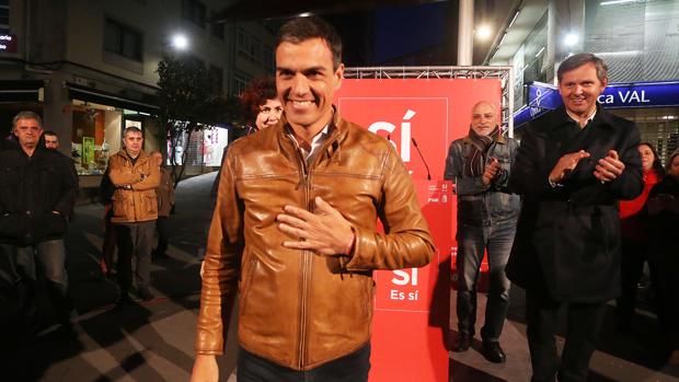 El aspirante a la Secretaría General del PSOE Pedro Sánchez, en un reciente acto en Santiago
