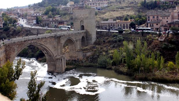El río Tajo, a su paso por Toledo