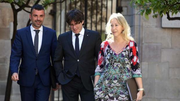 Vila, Puigdemont y Munté, antes de la reunión semanal de la Generalitat, hoy