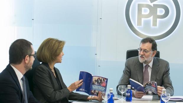 Mariano Rajoy,, María Dolores de Cospedal y Javier Maroto, en una reunión del Comite de Dirección del PP