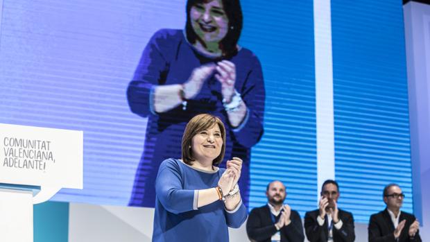 Imagen de Isabel Bonig en el congreso regional del PPCV