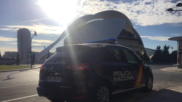 Imagen de un coche de la Policía Nacional de Valencia