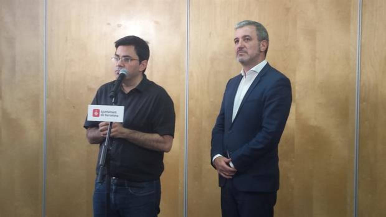 Pisarello y Colboni, ayer durante su balance de los primeros dos años de mandato