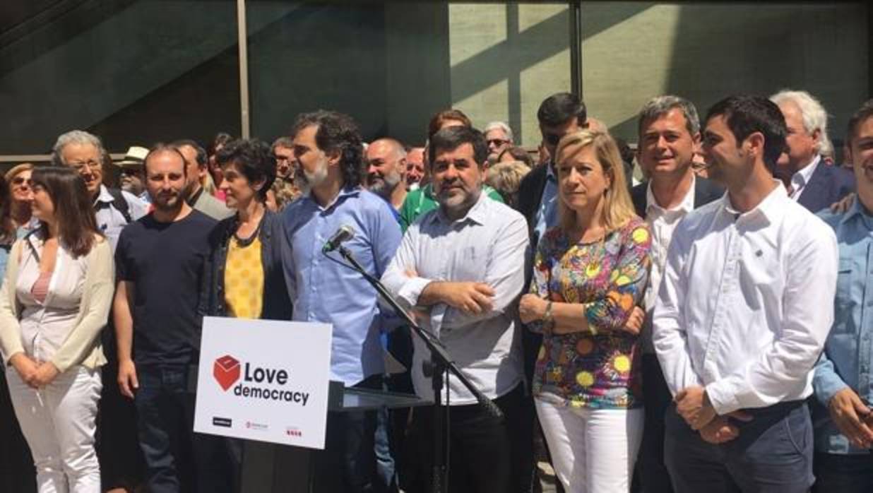 Ruda de prensa conjunta de las entidades soberanistas en el CCCB