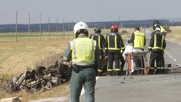 Fallece el conductor de un turismo tras colisionar con un camión en Tabanera La Luenga (Segovia)