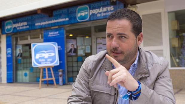 El senador Agustín Almodóbar aspira a la presidencia local del PP en Benidorm