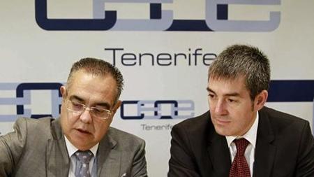 El presidente de a CEOE de Tenerife, José Carlos Fracisco, y Fernando Clavijo