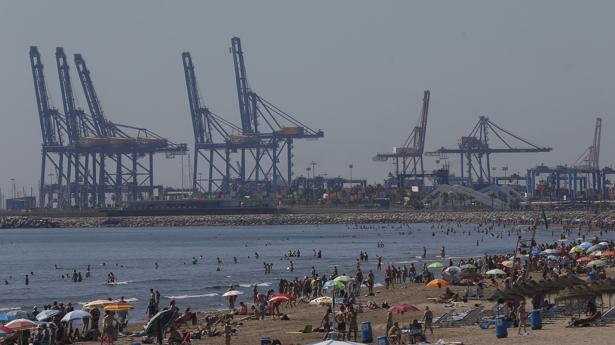 Imagen tomada este martes en el puerto de Valencia