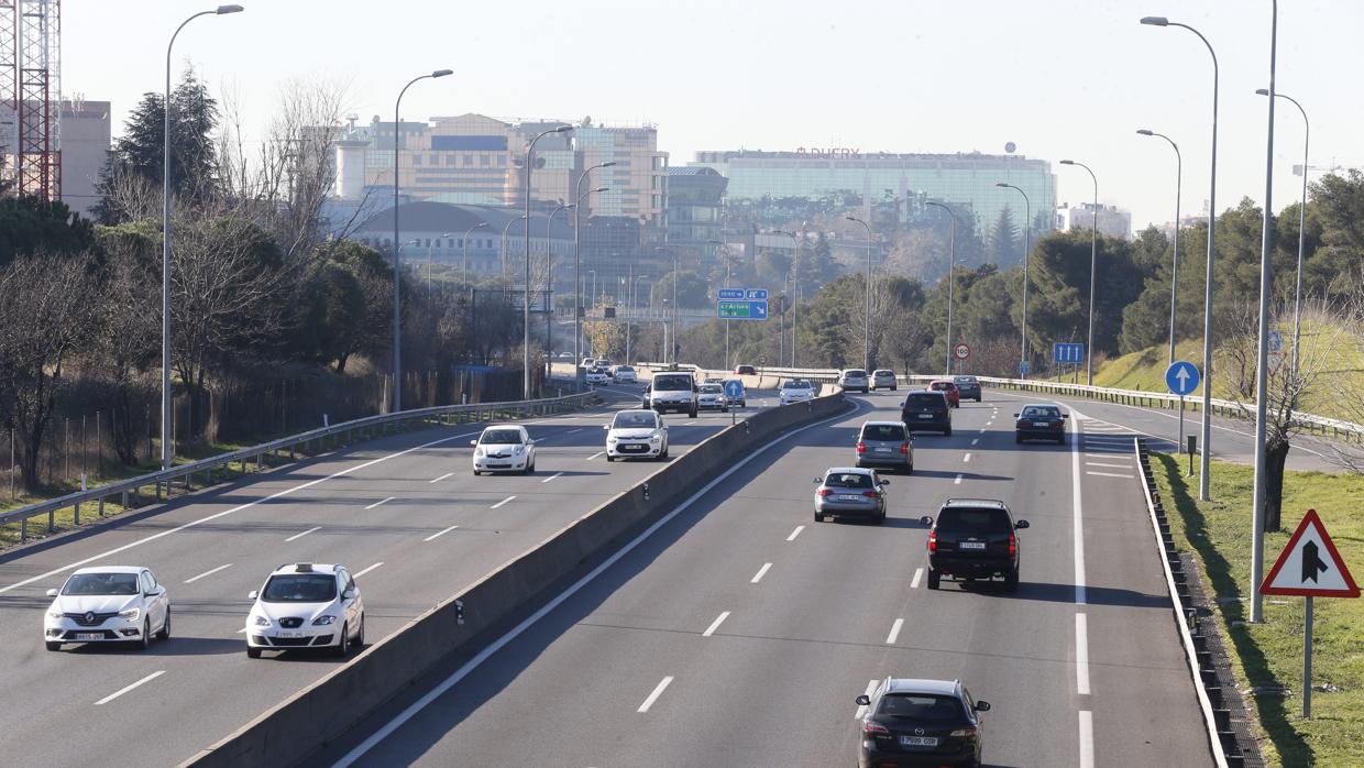 Autovía A-2, una de las primeras donde está previsto realizar obras para mejorar la accesibilidad del transporte público