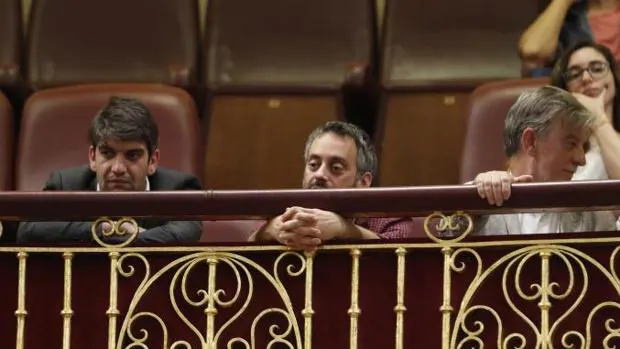 El alcalde de La Coruña ayer durante el debate de la moción de censura en el Congreso