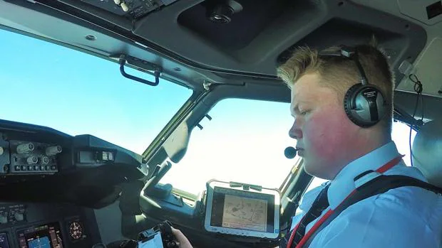 El piloto más joven de Europa tras un perfecto despegue del Aeropuerto Tenerife Sur