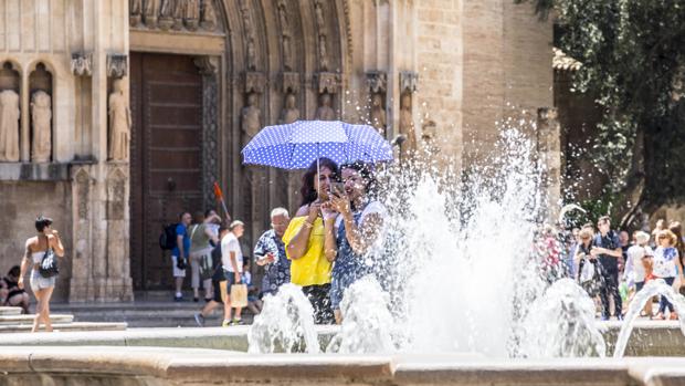 Imagen de la ola de calor en el centro de Valencia