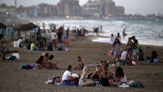 Imagen de la noche de San Juan en Valencia