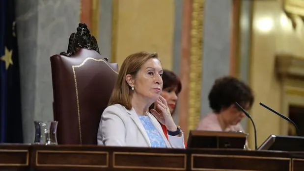 Ana Pastor, destinataria de la carta de Puigdemont, piensa responder en «un plazo razonable»