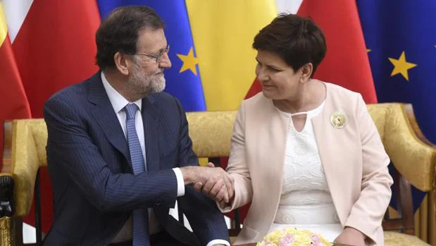 Rajoy y Beata Szydlo, cumbre para unir voces en la UE