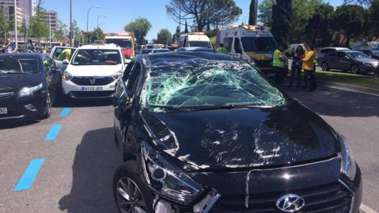 Así ha quedado el VTC afectado por la colisión tras el vuelco