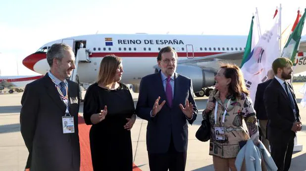 Mariano Rajoy, a su llegada al aeropuerto de Hamburgo
