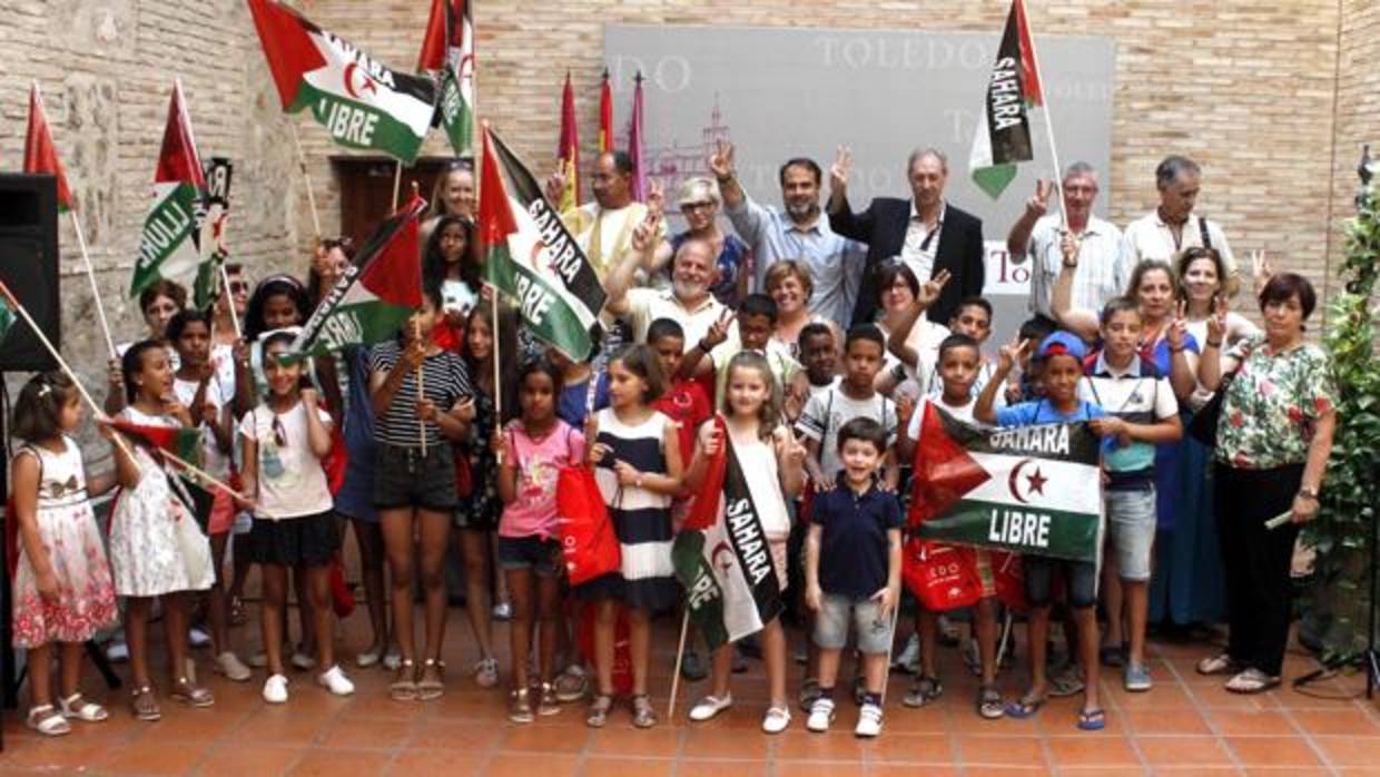 Los niños saharauis recibidos en el Ayuntamiento de Toledo