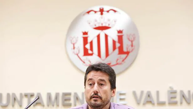 Jordi Peris dimite como concejal y portavoz de València en Comú: «El proyecto ha fracasado»