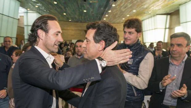 Company, felicitado por militantes tras ser elegido presidente del PP de Baleares