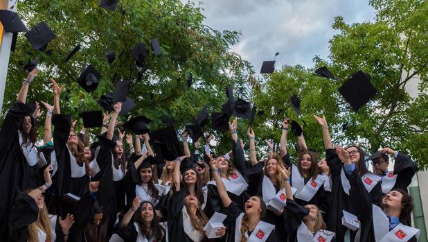 Caxton College, cinco años consecutivos en la cumbre académica