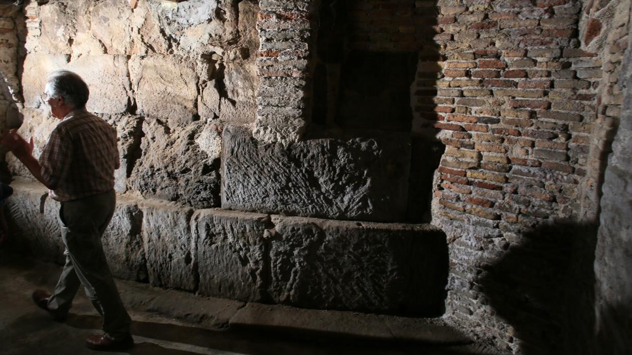 Restos de lo que fue un torreón defensivo romano, documentado ahora por los arqueólogos pese a que siempre ha estado a la vista en el interior de una casa de Zaragoza