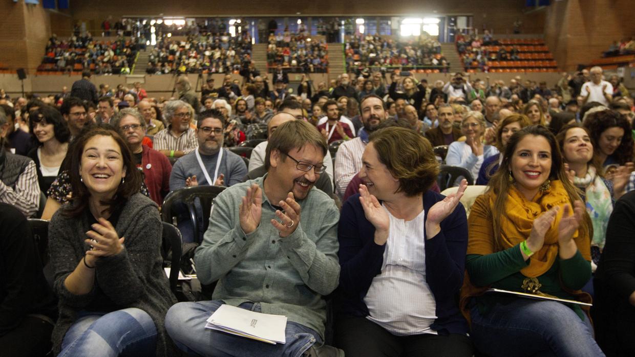 Domènech y Colau, durante el acto fundacional de Catalunya en Comú