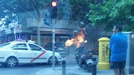 Otro depósito en llamas, en la calle de Clara del Rey